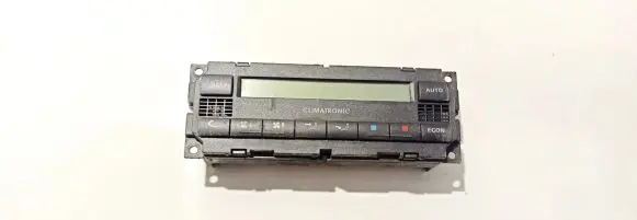 Volkswagen PASSAT B5.5 Climate control unit