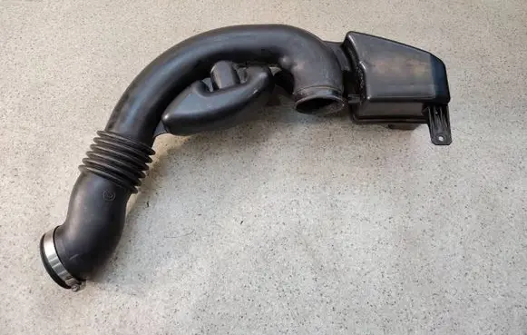 Subaru Forester SH Intake resonator 