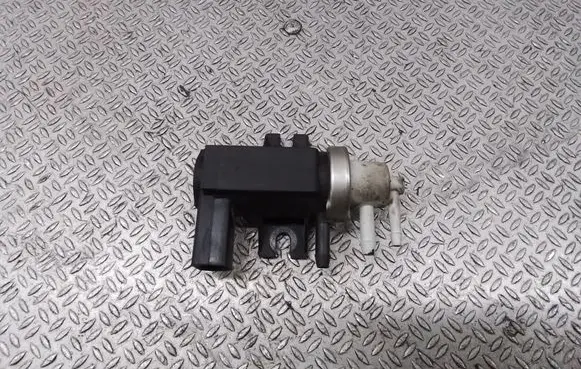 Volkswagen Transporter - Caravelle T5 Turbo solenoid valve 1J0906627B