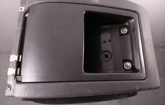 BMW 5 E39 Glove box 51458160135