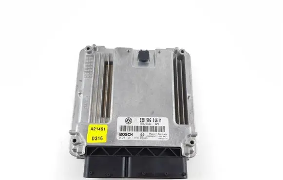 Volkswagen Transporter - Caravelle T5 Engine control unit/module 038906016M 0281011856