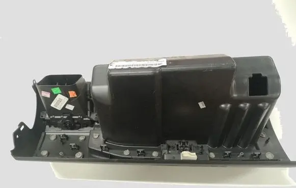 Chrysler Voyager Glove box 63248Z C308 L0098889