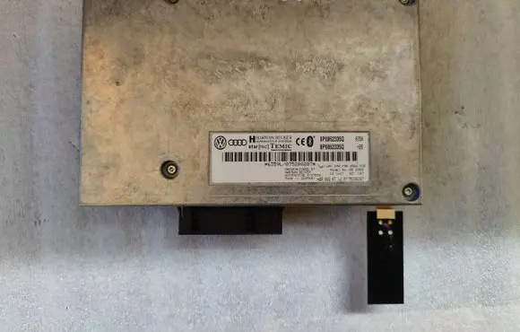 Audi A4 S4 B8 8K Bluetooth control unit module 8P0862335Q