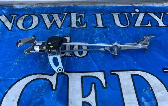 Mercedes-Benz GLB x247 Front wiper linkage and motor A2479061402 W173763