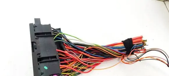 Volkswagen Up Fuse box set 1S0973374B 7171447130