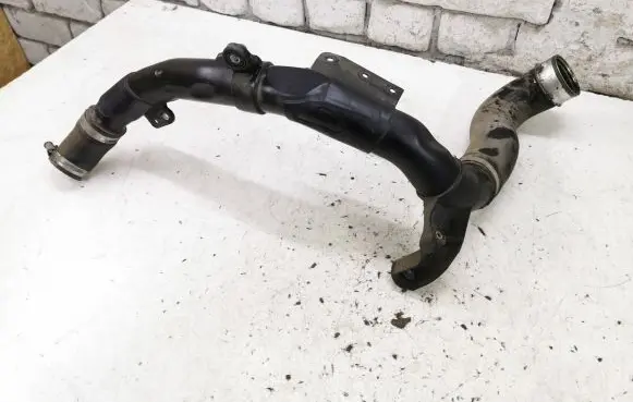 Volkswagen Golf Plus Intercooler hose/pipe 5N0145840F