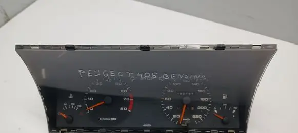Peugeot 405 Speedometer (instrument cluster) 8872305