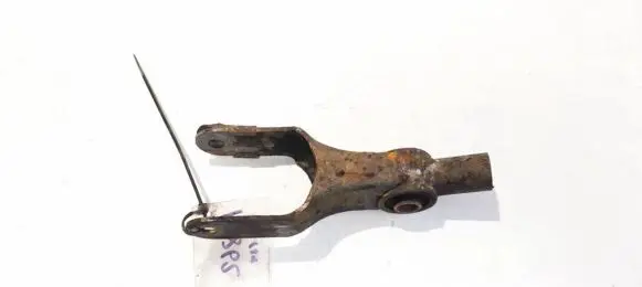Citroen C8 Engine mount bracket