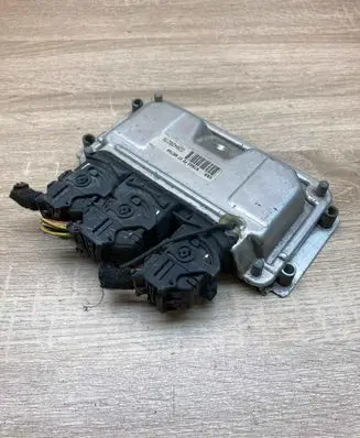 Renault Clio IV Engine control unit/module ECU 9638765980 0261206606