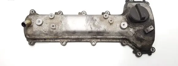 Toyota Yaris Rocker cam cover 