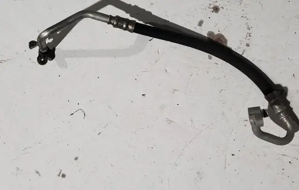 Audi Q3 8U Air conditioning (A/C) pipe/hose 8U0816721J