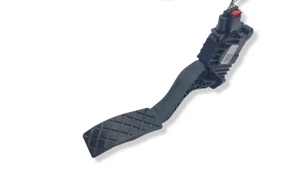 Volkswagen Tiguan Allspace Accelerator throttle pedal 5QN723503