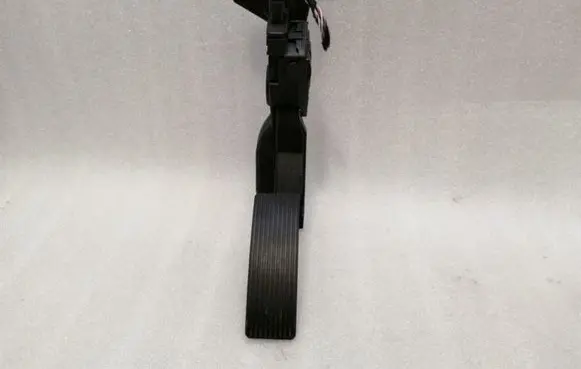 Mercedes-Benz GLS X166 Accelerator throttle pedal A2923000000
