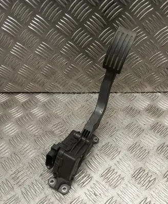 Ford Focus C-MAX Accelerator throttle pedal 3M519F836AF