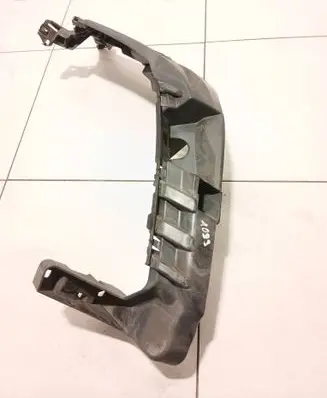Mercedes-Benz ML W166 Headlight/headlamp mounting bracket A1666200091