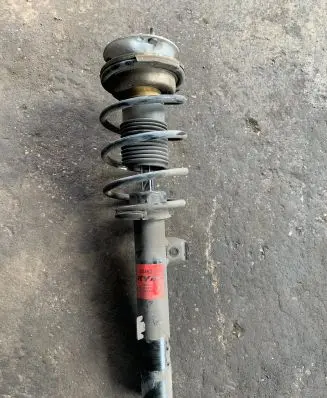BMW 1 E81 E87 Front shock absorber/damper 334625