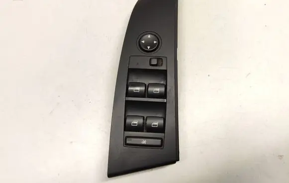 BMW 5 E60 E61 Electric window control switch 6943241