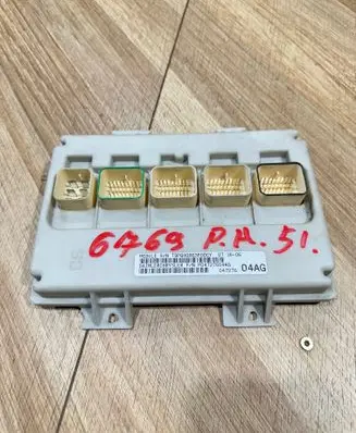 Chrysler Pacifica Comfort/convenience module P04727604AG 047276