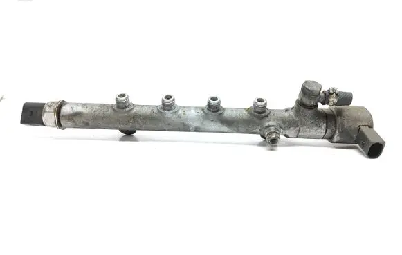 Mercedes-Benz B W246 W242 Fuel main line pipe A6510700495 R9144Z240A