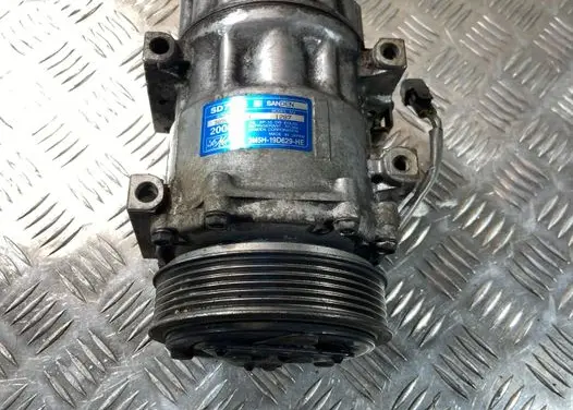 Volvo C30 Air conditioning (A/C) compressor (pump) 3M5H19D629HE