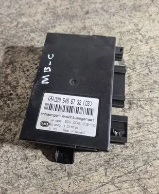 Mercedes-Benz CLK A208 C208 Tow bar trailer control unit/module 0295456732 5DS00810200