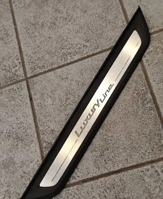 BMW 5 G30 G31 G38 Front sill trim cover 7405773 51477405773
