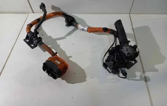 Renault Zoe Electric car charging cable 296950730R 06832