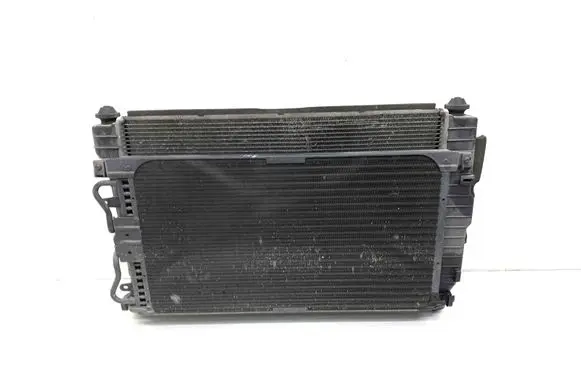 Jaguar XK8 - XKR Radiator set 