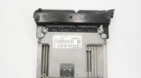 Audi Q3 8U Engine control unit/module 03L906018PH 0281018559