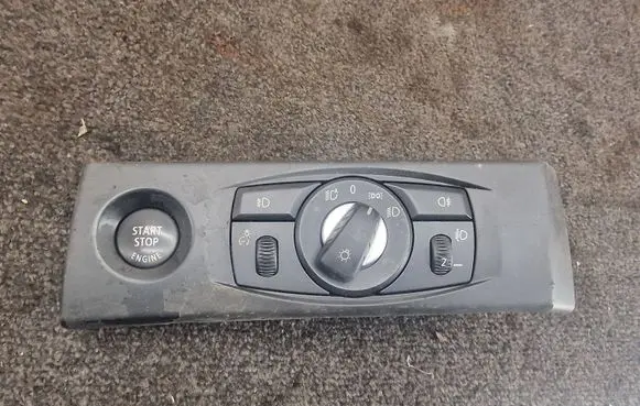 BMW 5 E60 E61 Light switch 6988555 33295101 09021059546