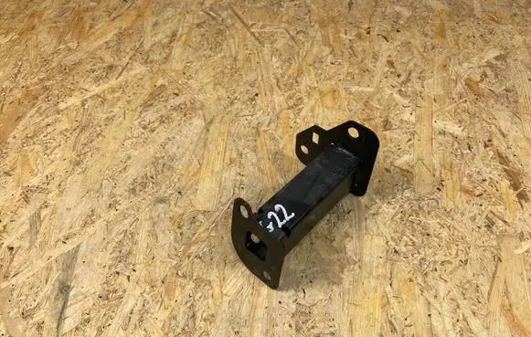 Nissan Juke II F16 Front bumper shock/impact absorber 561115265R
