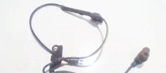Toyota Avensis T250 ABS brake wheel speed sensor 8954202040 89542-02040