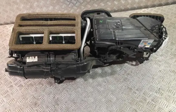 Ford Mustang VI Interior heater climate box assembly FR3B19B555BG