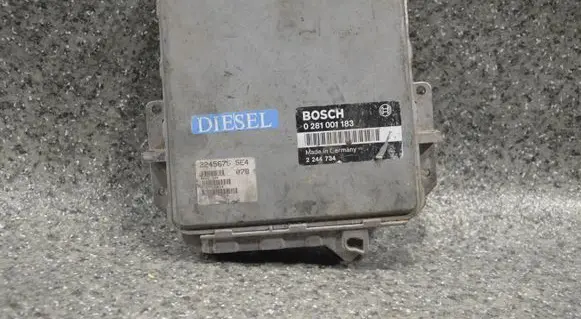 BMW 5 E34 Engine control unit/module 0281001183
