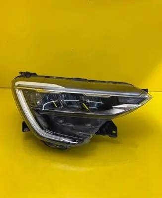 Renault Arkana Headlight/headlamp 260107780R