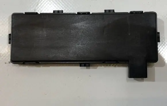 Opel Insignia A Door central lock control unit/module 13503204