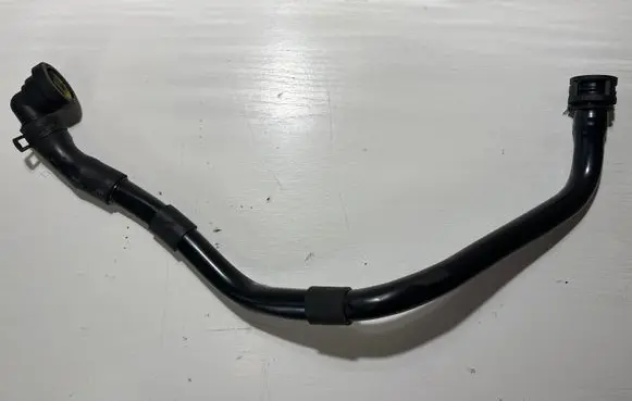Ford Mondeo MK IV Breather hose/pipe 