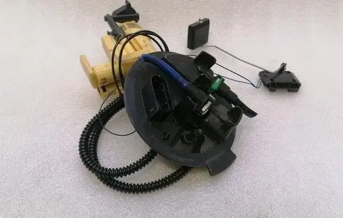 Mercedes-Benz C W205 In-tank fuel pump A2054701694