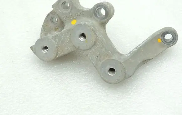 Opel Insignia B Gearbox mounting bracket 22937306