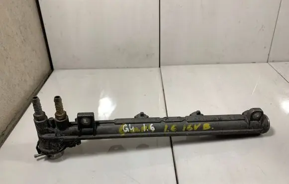Volkswagen Golf IV Fuel main line pipe 036133319