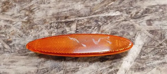 Lexus SC 430 Front bumper turn signal 