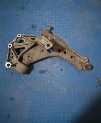 Skoda Fabia Mk2 (5J) Front lower control arm/wishbone