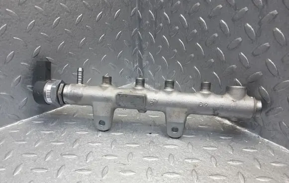 Skoda Fabia Mk3 (NJ) Fuel main line pipe 057130764AB 0281006075