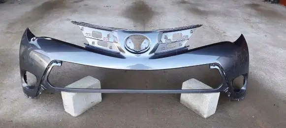 Toyota RAV 4 (XA40) Front bumper 5211942A00