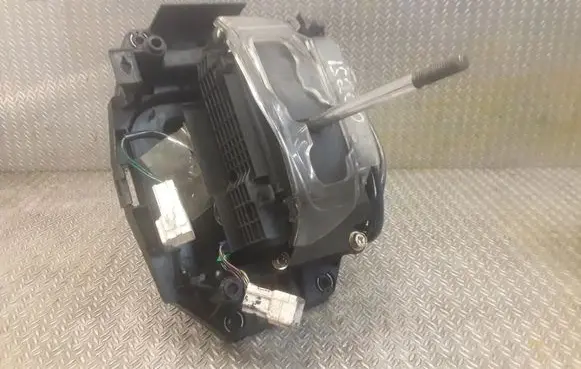 Lexus IS 200-300 Gear selector