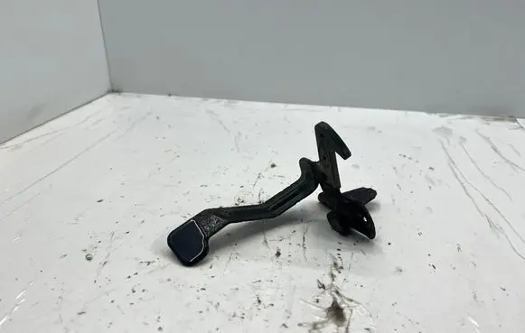 Toyota RAV 4 (XA30) Engine bonnet (hood) release handle 