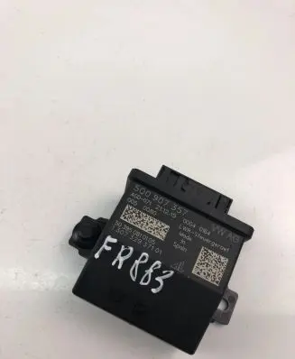 Volkswagen PASSAT B8 Other control units/modules 5Q0907357