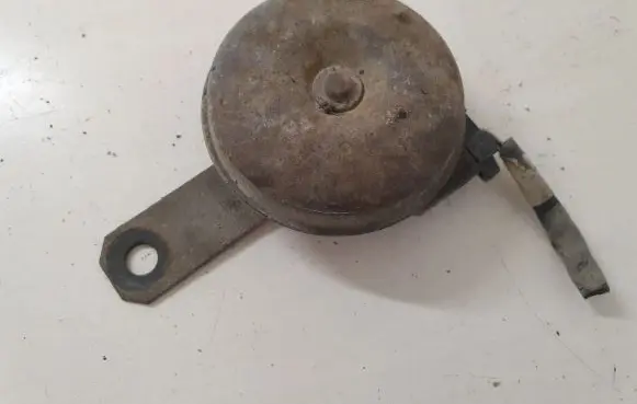 Toyota Land Cruiser (HDJ90) Horn signal