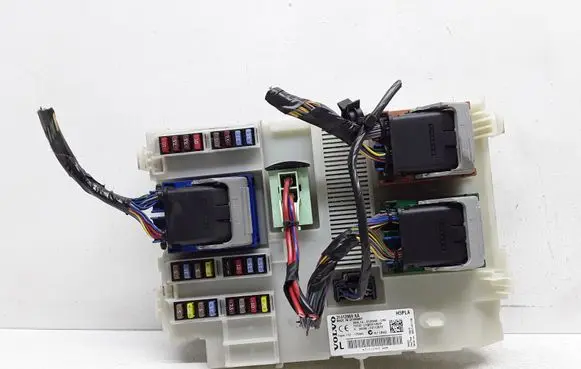 Volvo S60 Fuse module 31412969 31412969AA
