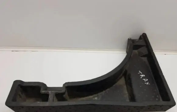 Chevrolet Trax Other trunk/boot trim element 95095444